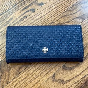 Tory Burch Navy Continental Quilted Wallet